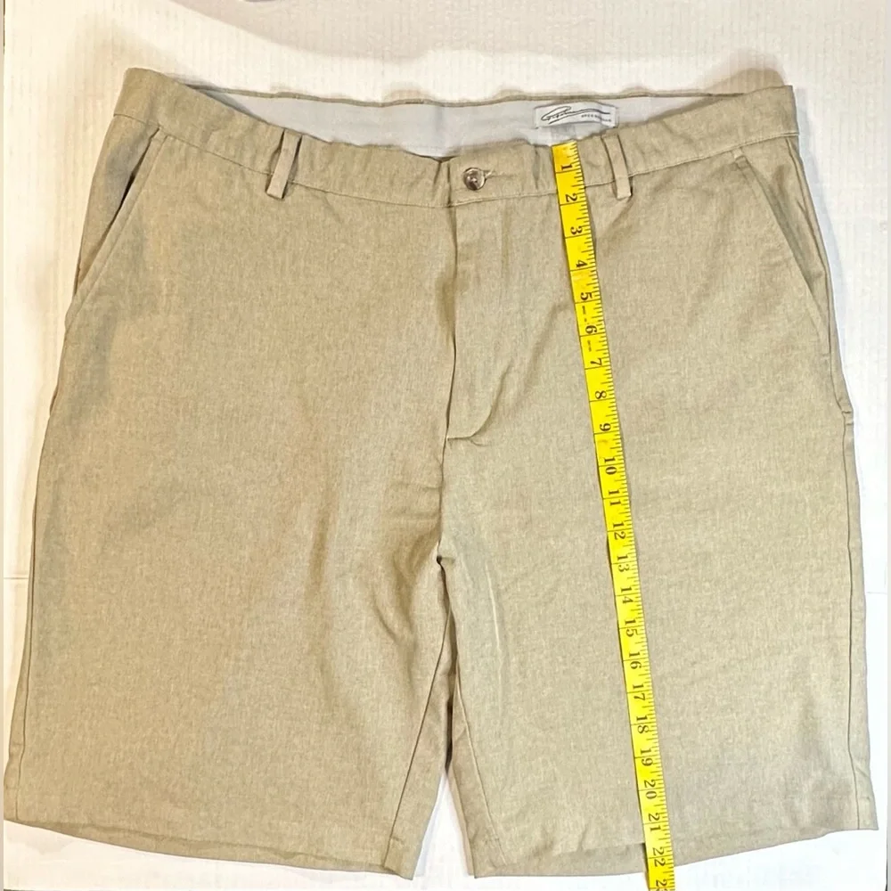 Greg Norman Men’s Jordan Chino Gold Short Tan Zip Up Pockets Size 42 Pre-owned‎